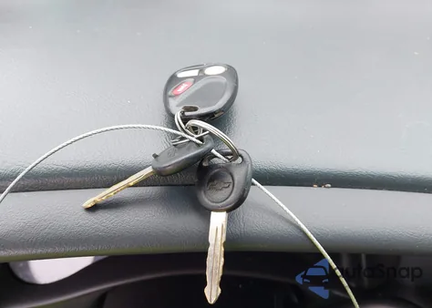 2002 Chevrolet Avalanche из США, поврежденный, VIN 3GNEK13T12G238859